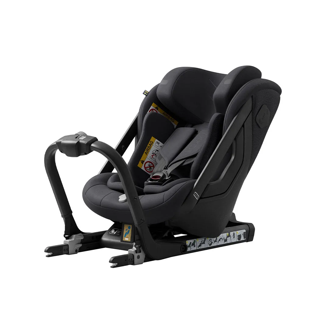 Axkid ONE  3 Car Seat - Coastal Storm Black