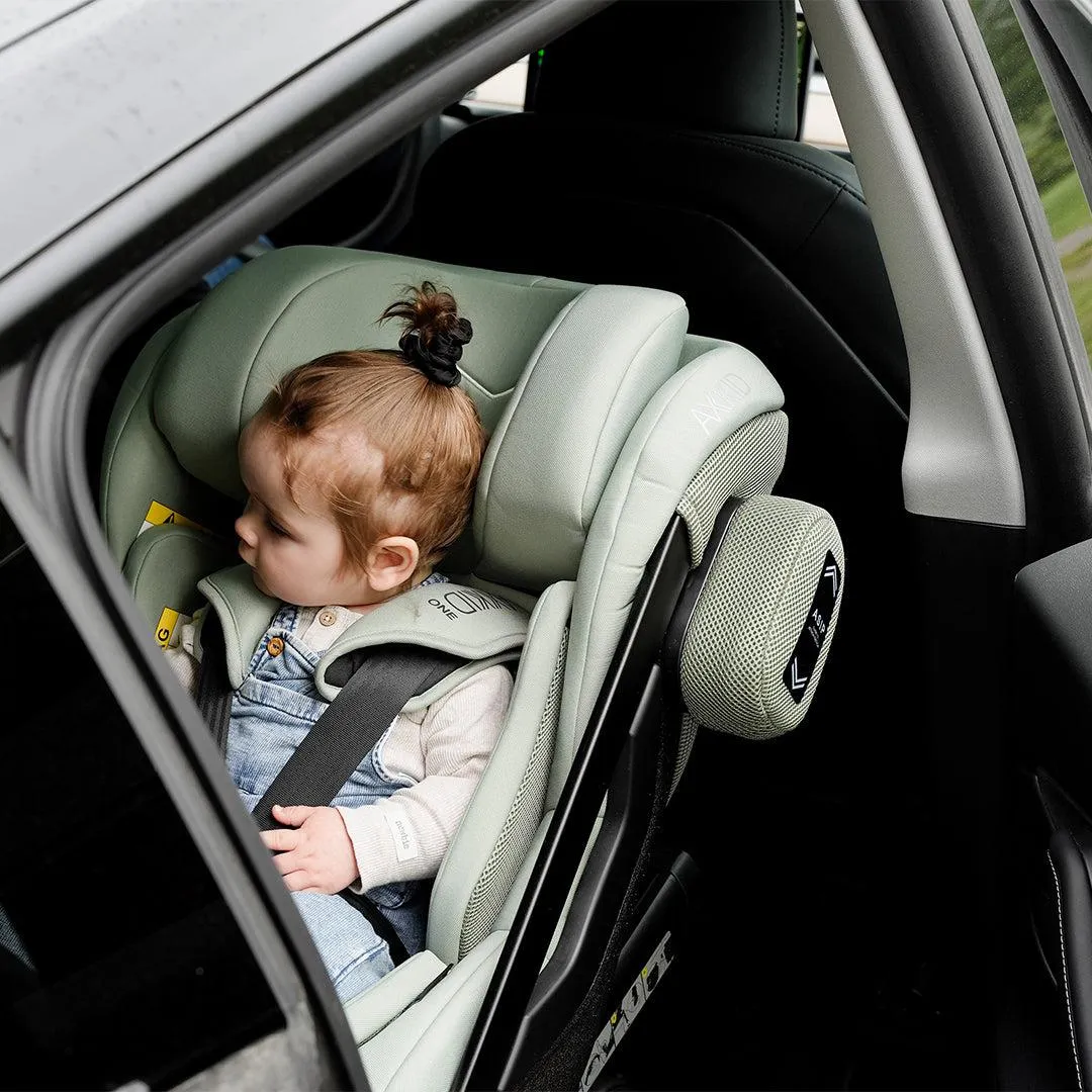 Axkid ONE  3 Car Seat - Coastal Storm Black