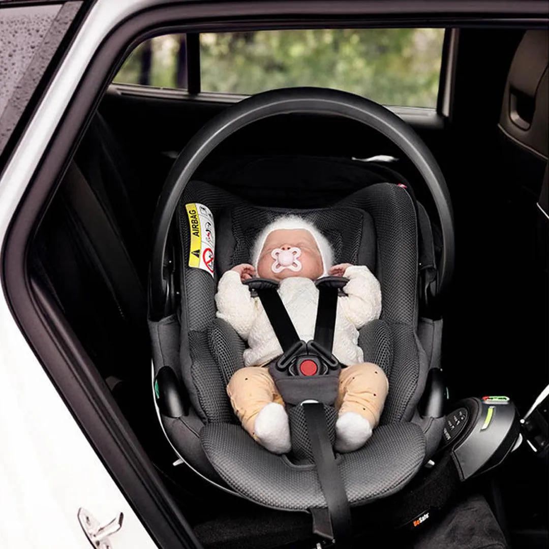 Besafe Go Beyond Car Seat - Black SoftBreeze