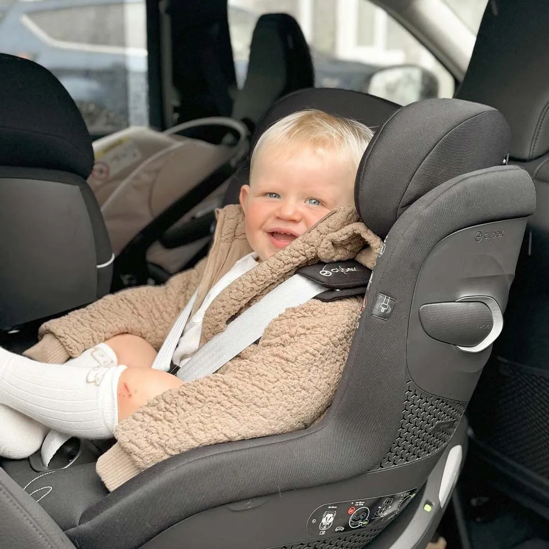 CYBEX Cloud G i-Size Plus Car Seat - Ocean Blue