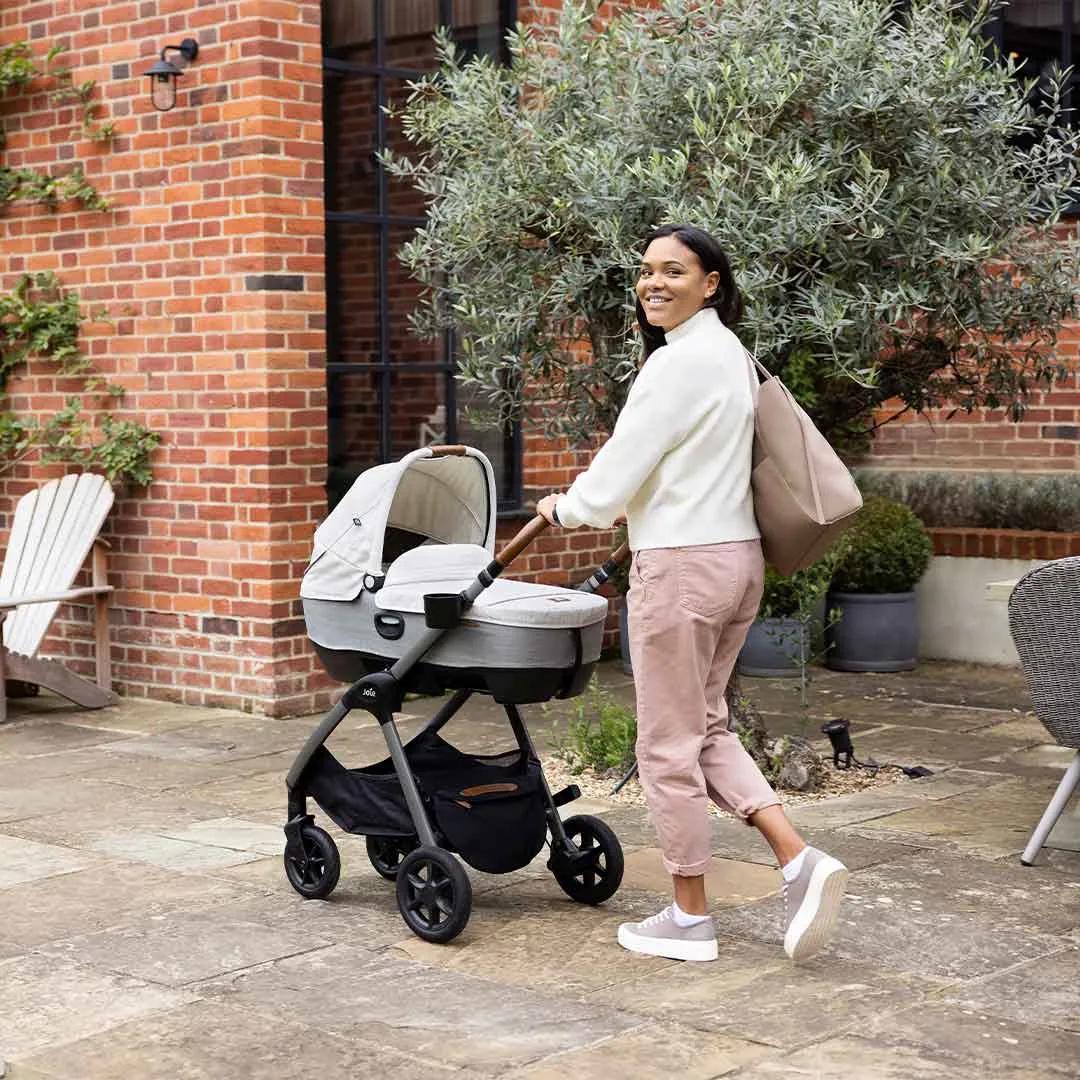 Joie Signature Calmi Car Seat - Oyster