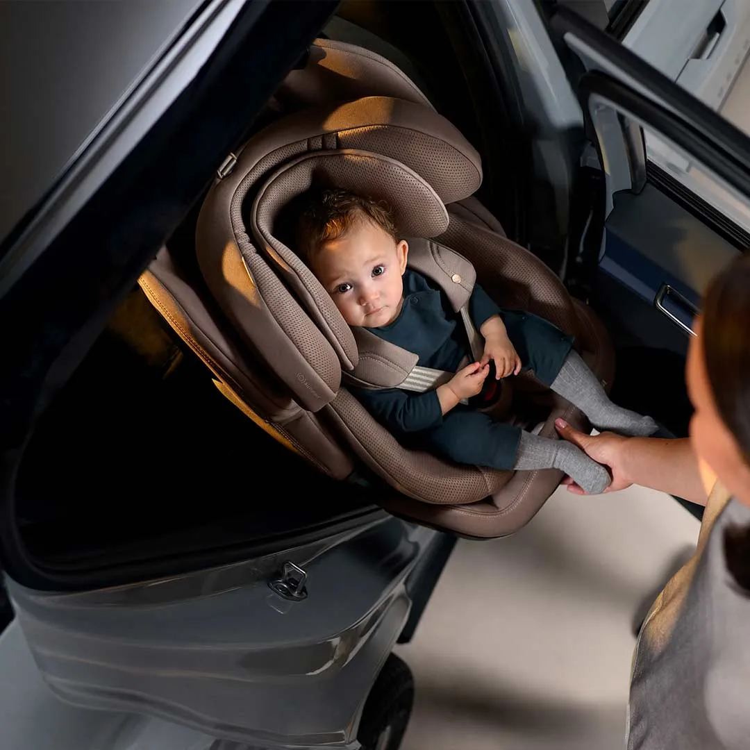 Maxi-Cosi Emerald 360 Pro Car Seat - Authentic Truffle