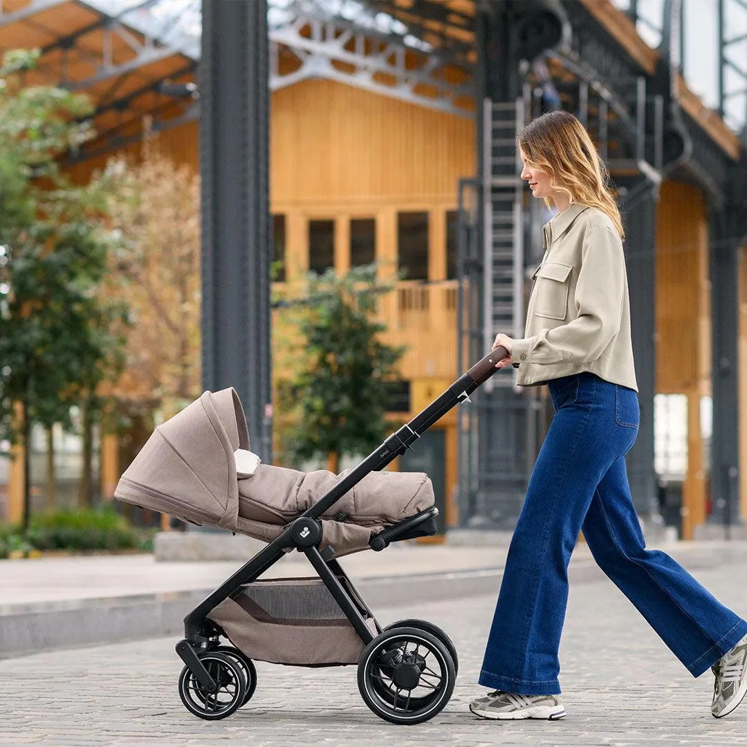 Maxi-Cosi Oxford Pushchair Essential Bundle
