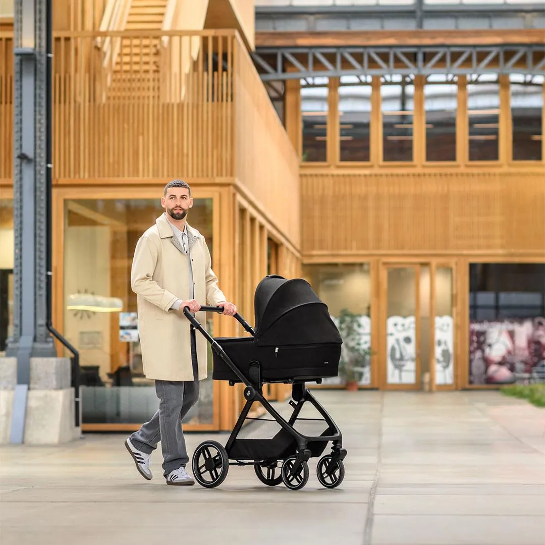 Maxi-Cosi Oxford Pushchair Essential Bundle