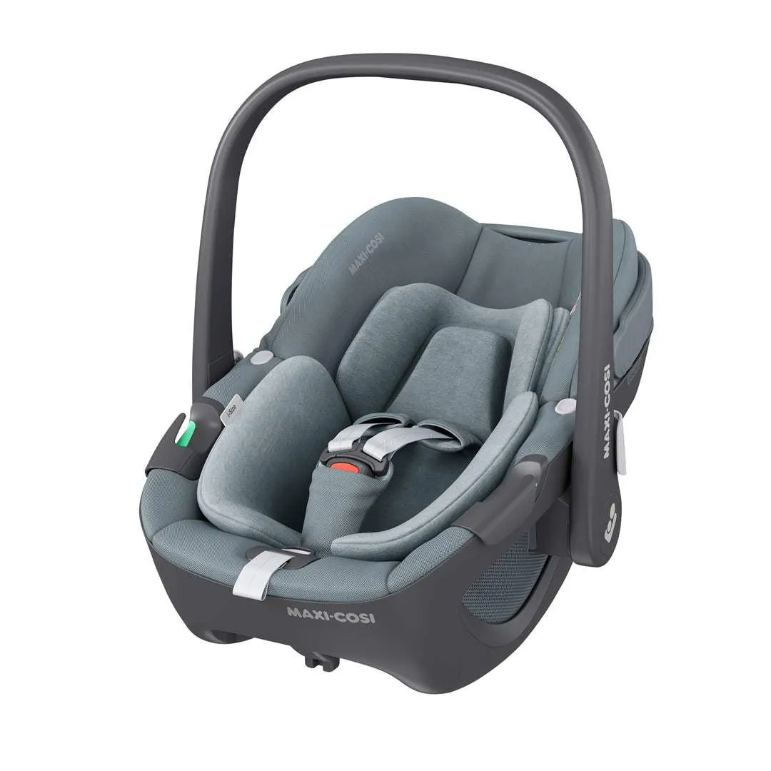 Maxi-Cosi Pebble 360 i-Size Car Seat - Essential Grey