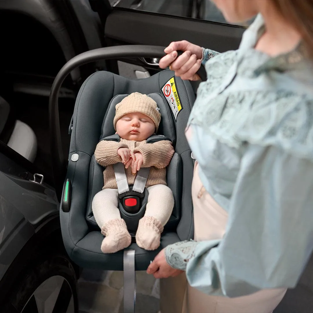 Maxi-Cosi Pebble S Car Seat - Tonal Black