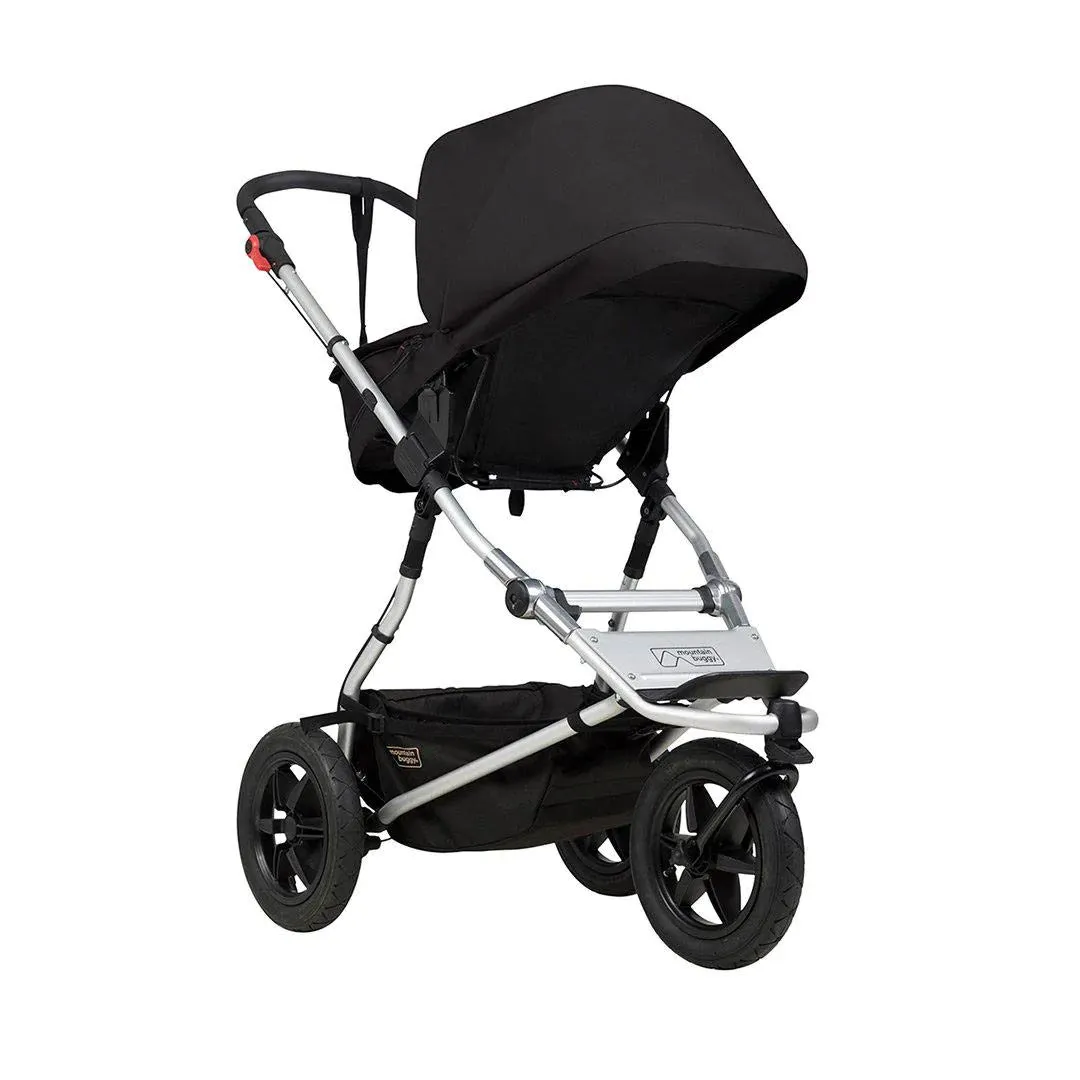 Mountain Buggy Urban Jungle Pushchair   Urban Jungle Carrycot Plus - Black