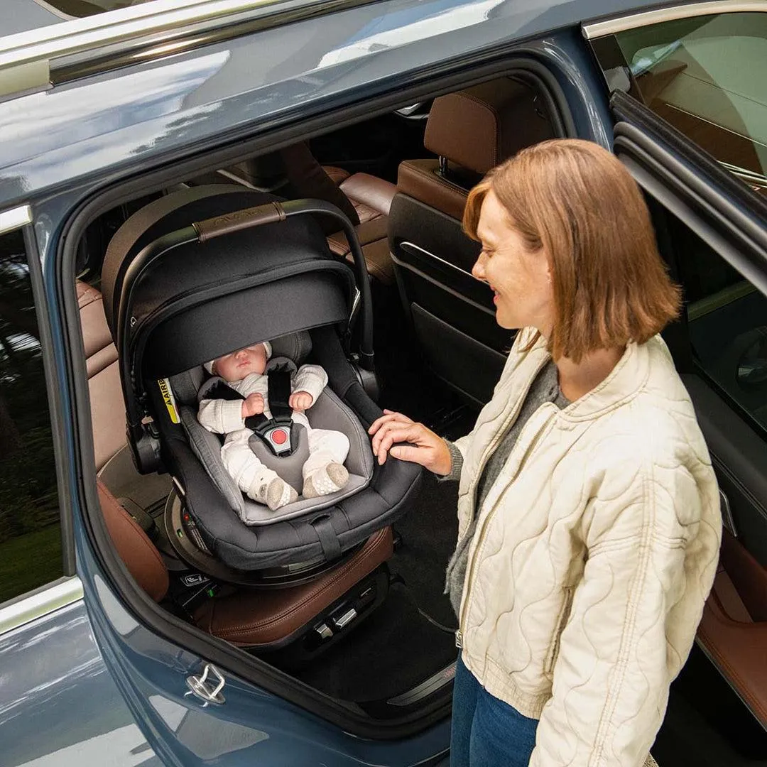 Nuna SWIV Stroller with ARRA Flex & Base Curv Travel System Bundle - Caviar