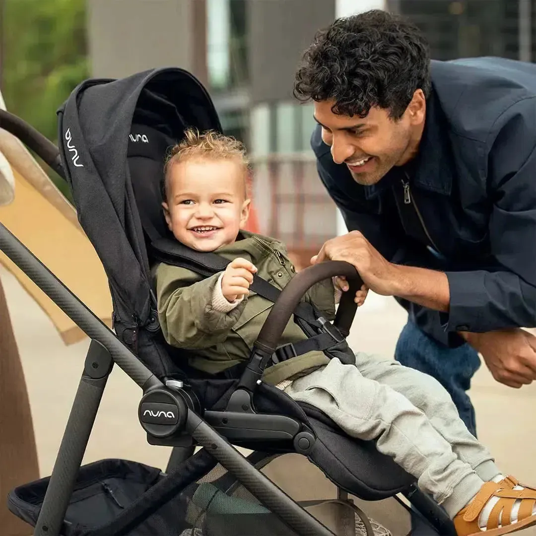Nuna SWIV Stroller with ARRA Flex & Base Curv Travel System Bundle - Caviar