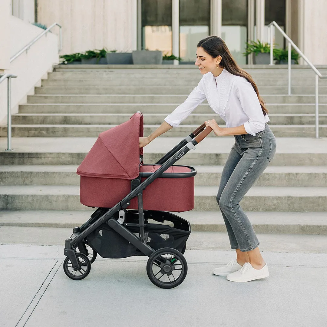 Outlet - UPPAbaby VISTA Pushchair   Carrycot  V2 - Lucy